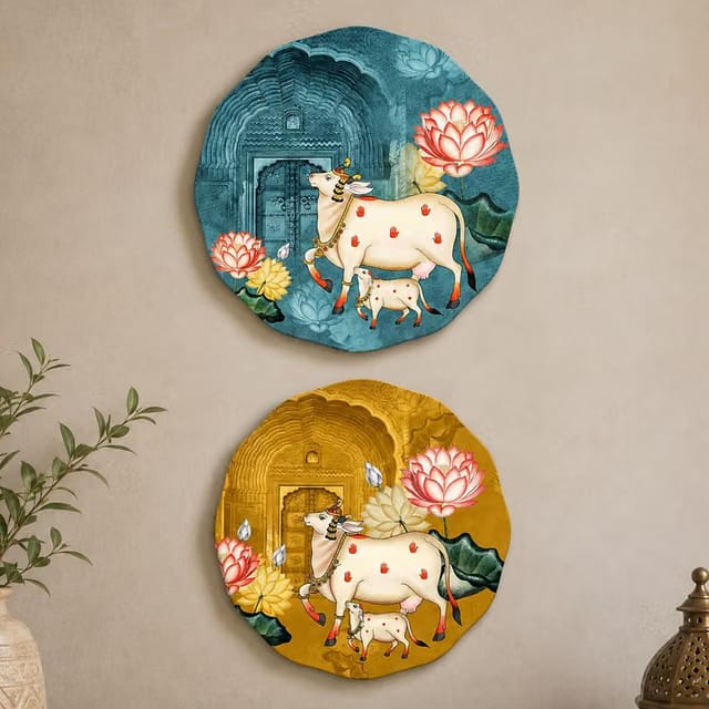 Artvibes Sacred Cow Pichwai Art Round Shape MDF Wooden Wall Decor Items
