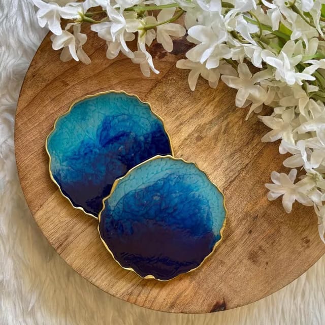 Handcrafted Geode Coasters for Dining Table Set of 2 (4'' Diameter Ideal for Gifting