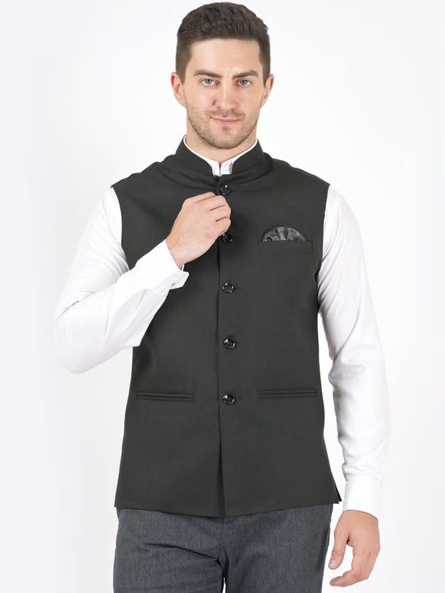 Badoliya & Sons Men Mandarin Collar Sleeveless Nehru Jacket