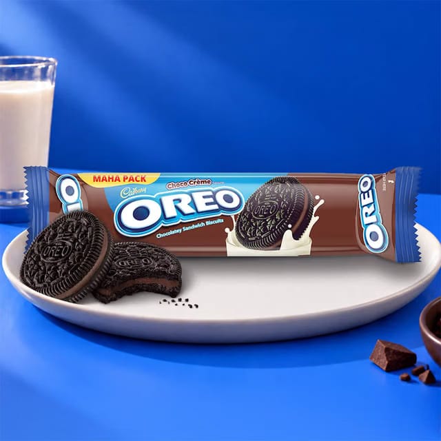 Cadbury Oreo Chocolate Flavour Crème Sandwich Biscuit
