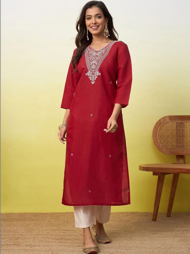 Women Embroidered Thread Work Kurta