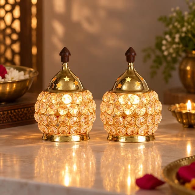 eCraftIndia Set of 2 Crystal and Brass Akhand Diya, Gold, One Size (AKDIYA102_SO2)