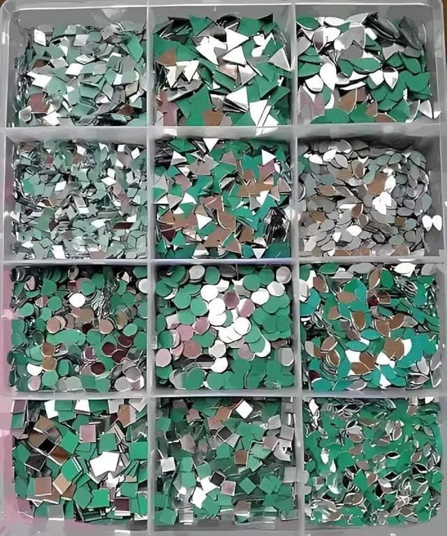 Generic PVA Mirror Kit for Lippan Art, 12 Shapes, 1200 Pieces, Green