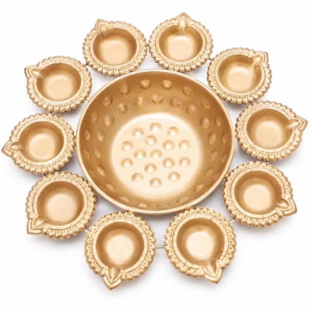 10 Inch Metal Urli Bowl with 10 Diya, Decorative Traditional Urli for Mandir, Diwali Decoration, Home Decor and Gifting