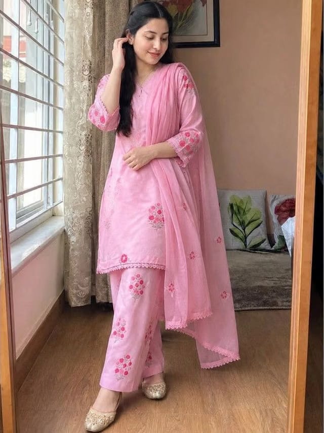 Women Floral Embroidered Regular Thread Work Pure Cotton Kurta with Trousers & With Dupatta
