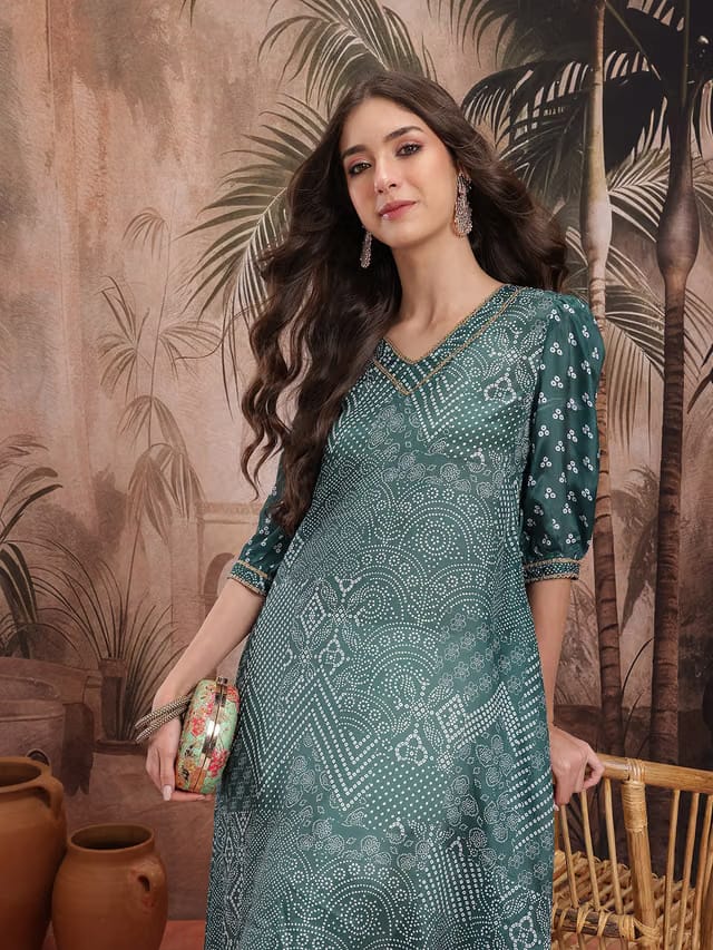 Sangria Bandhani Print Sequinned Asymmetric Kurta
