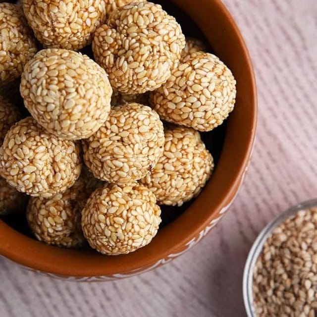 Awadh-White Sesame Laddoos, 255gm, (Til-Gud Laddoos, HandMade with Pure Jaggery) Roasted Sesame Laddoo