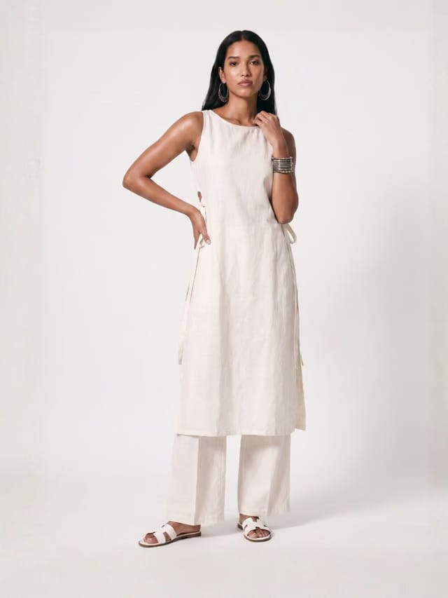 Chandrayee Cape Kurti