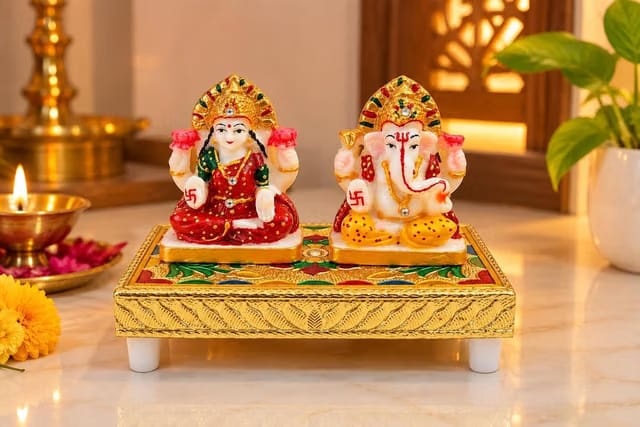 Beautiful Design Laxmi Ganesh Murti for Diwali Pooja