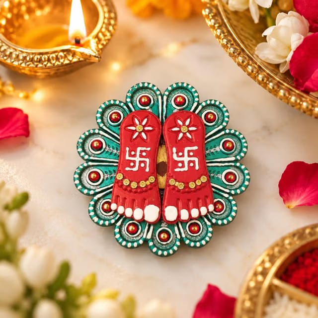 DIVAYANSHI Laxmi Charan Paduka with Platter for Diwali