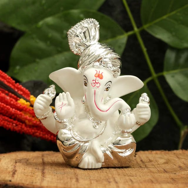 Collectible India Ganesh Idol for Gift,Silver Plated Terracotta Ganesha Murti for Car Dashboard Ganesh Idol for Gift for