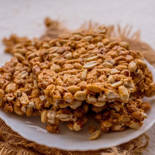 Freshtige Gol Peanut Chikki