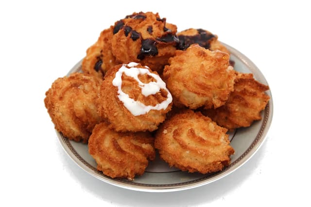 Biskutwala Old Delhi's Famous Narjeel Buns Soft Coconut Biscuits Macaroon Cookies (250)