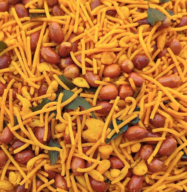 Diwali Sale MMAA'S VEGGIE Rajasthani Mixture Namkeen 350g, Homemade and Ready to Eat, Spicy Namkeen