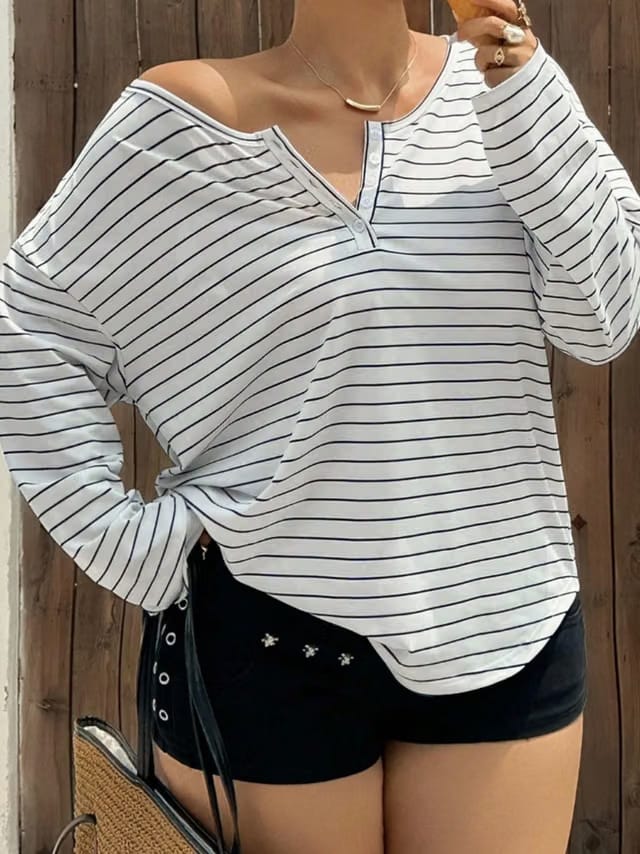Women's Plus Size Button Top