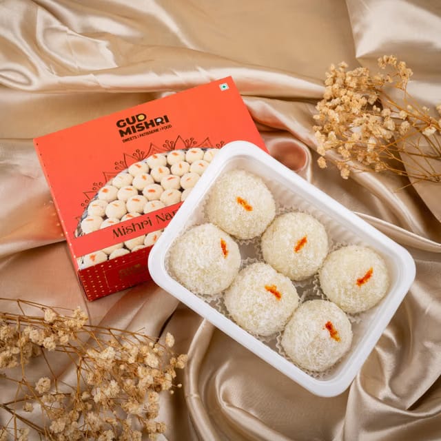 Gud Mishri Coconut Laddu