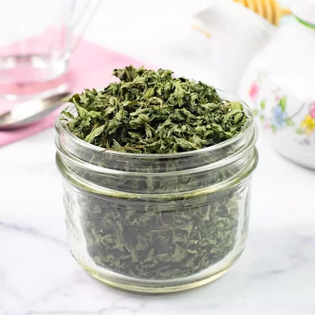 A D Food & Herbs Dried Mint Leaves, Dehydrated Aromatic for Garnishing and Seasoning