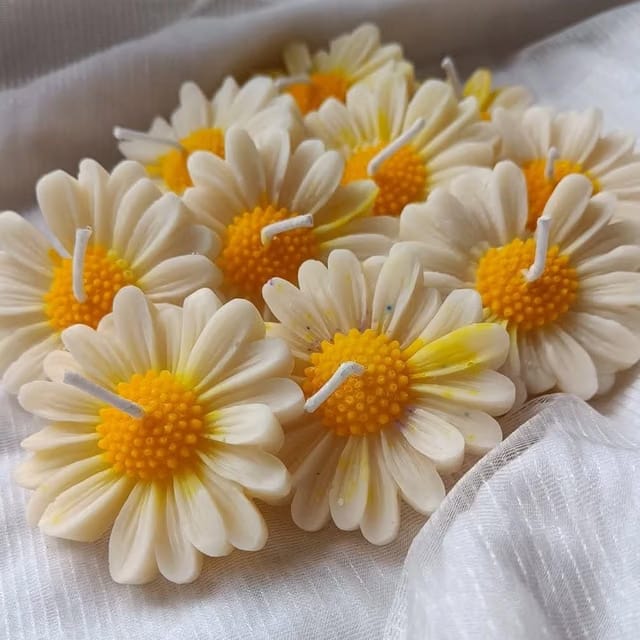 Soy Wax Floating Flower Candles Set of 6