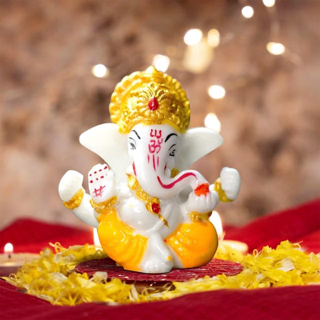 Rousrie Auspicious Ganesh Idol for car Dashboard and Home, Small Ganpati Ganesha Idol for Car God Dashboard Accessories
