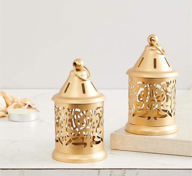 Winscraft Hanging Metal Candle Tealight Holder Lantern Set Candle Decorative Gold Lanterns for Dining Table, Home Decor