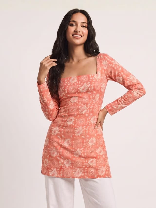 Ruhi Sleeved Corset Kurti