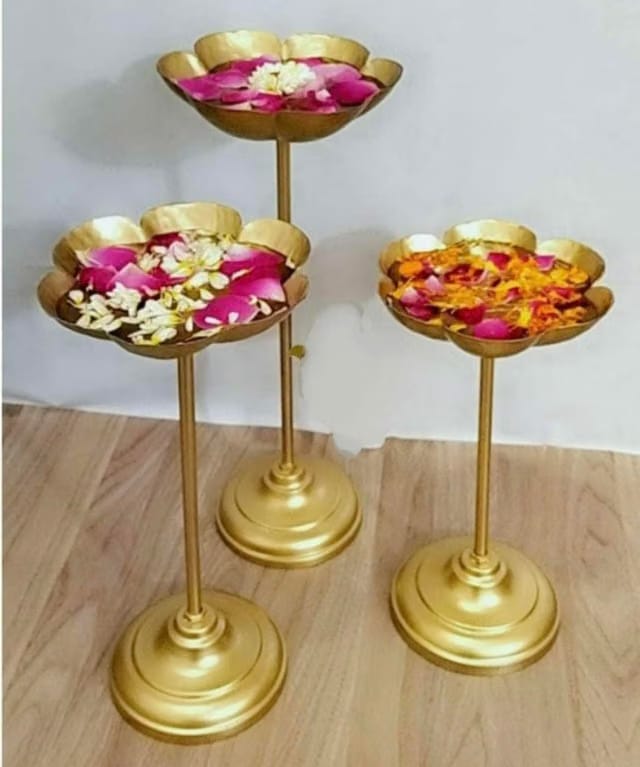 PulGos Metals Set of 3 Urli Bowl tealight Holder Stand Diwali Home puja Decor Traditional Indian Decorative Bowl for