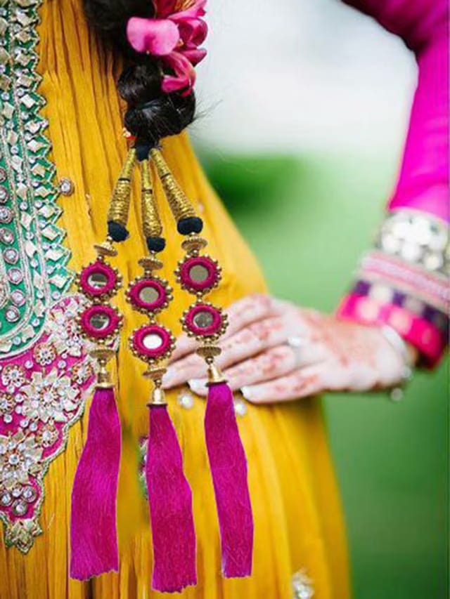 GADINFASHION Embellished Paranda Choti Braid