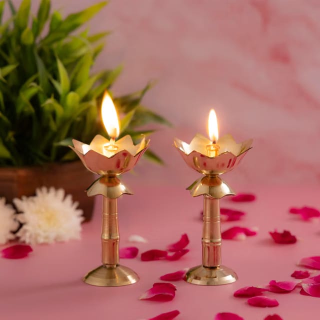 Brass Kamal Akhand Diya with Stand