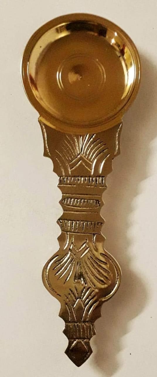 Brass Embossed Kapoor Aarti Yellow Brass Kapur Burner Brass, kapur Dani, deepam