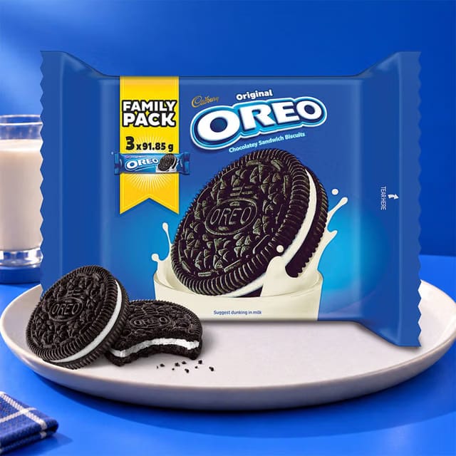 Cadbury Oreo Vanilla Flavour Crème Sandwich Biscuit Family Pack