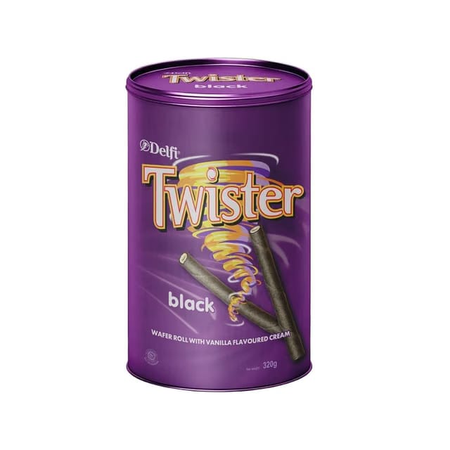 Delfi Twister Black Wafer Roll With Vanilla Cream