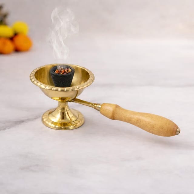 Putrika Brass Kapoor Dani for Puja Aarti
