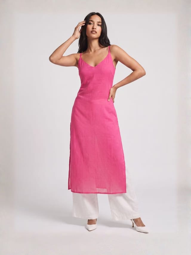 Adya Sheer Mul Kurti