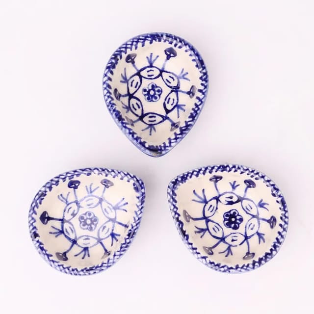 IndianShelf Pack of 3 Blue White Ceramic Diwali Diyas Handpainted Decor