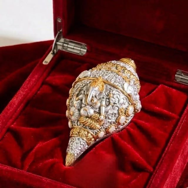 Silver Plated Ganesh Shankh (5 Inch) with Gold Accents and red Velvet Box