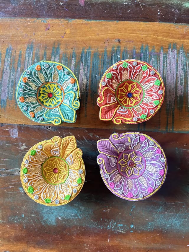 Dazzle Diwali Classic Diya Set of 4, Handpainted Terracota Large (Floral-II)
