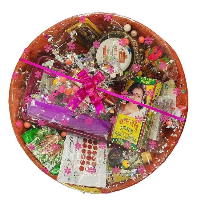 hartalika teej I Navratri MATA Rani shringar kit with Decorated Bamboo Basket with 16 Items with Metal ke
