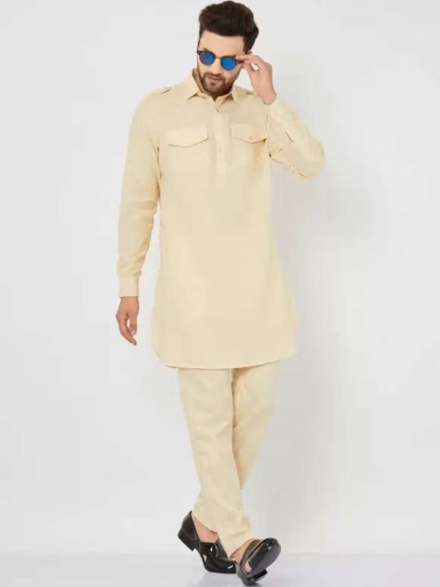 Men Regular Kurta with Pyjamas