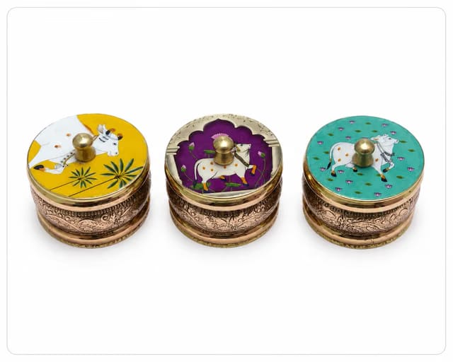 Kumkum Haldi Sindoor Box Set of 3 – 4.5 cm Diameter Each – Decorative Brass Container with Lid – Traditional Indian