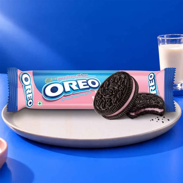 Cadbury Oreo Strawberry Flavour Creme Sandwich Biscuit