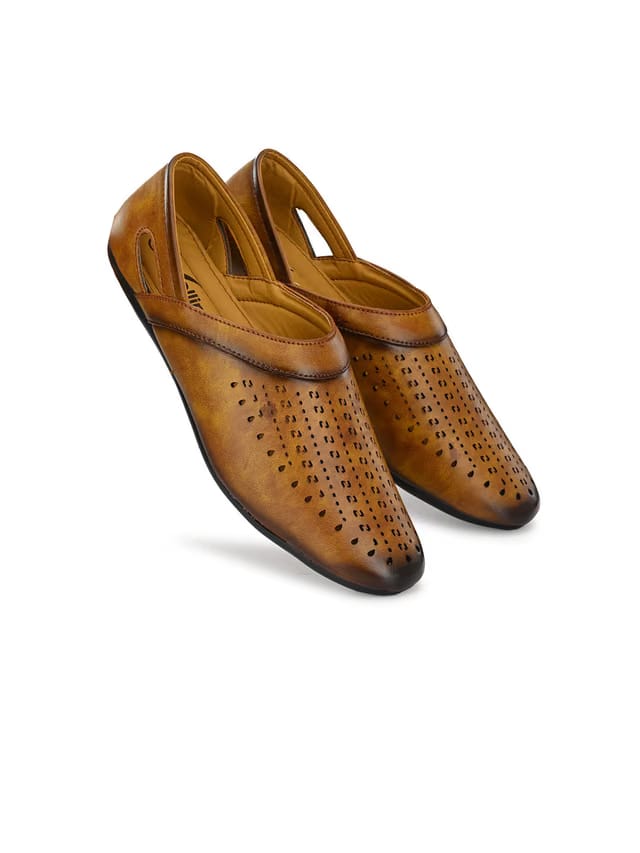 Men JOHER Textured Lightweight Ethnic Mojaris With Laser Cuts