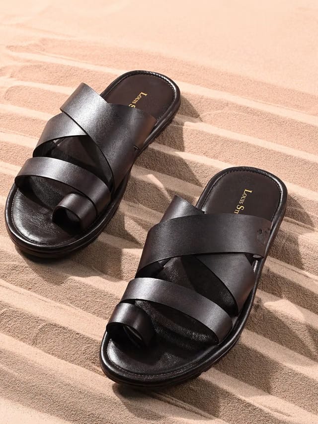 LOUIS STITCH Men Kolhapuri Style Lightweight Toe Ring Leather Sandal