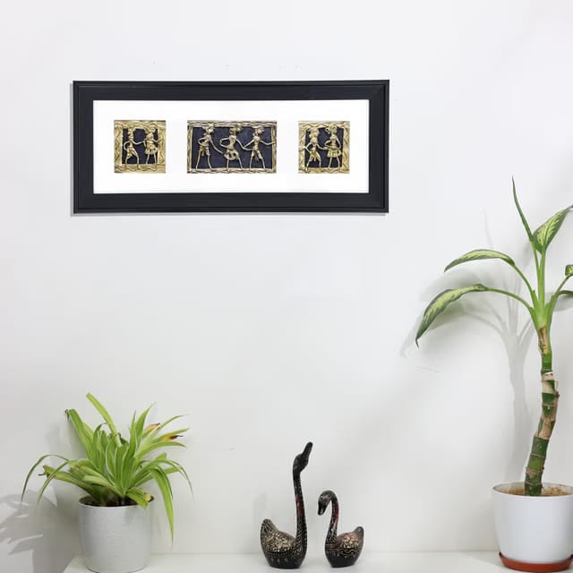 NATRIEL Traditional Dhokra Art Tribal Group Wall Decor, Gold and Black, 16.14 x 6.88 Inches, Framed Artwork