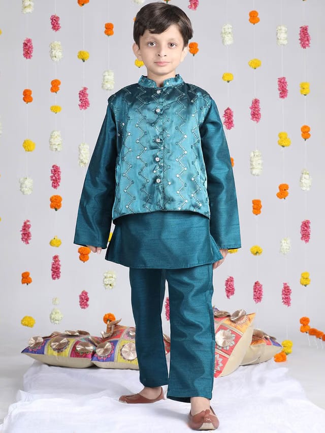 Cutiekins Boys Embroidered Regular Mirror Work Straight Kurta With Pyjamas & Jacket