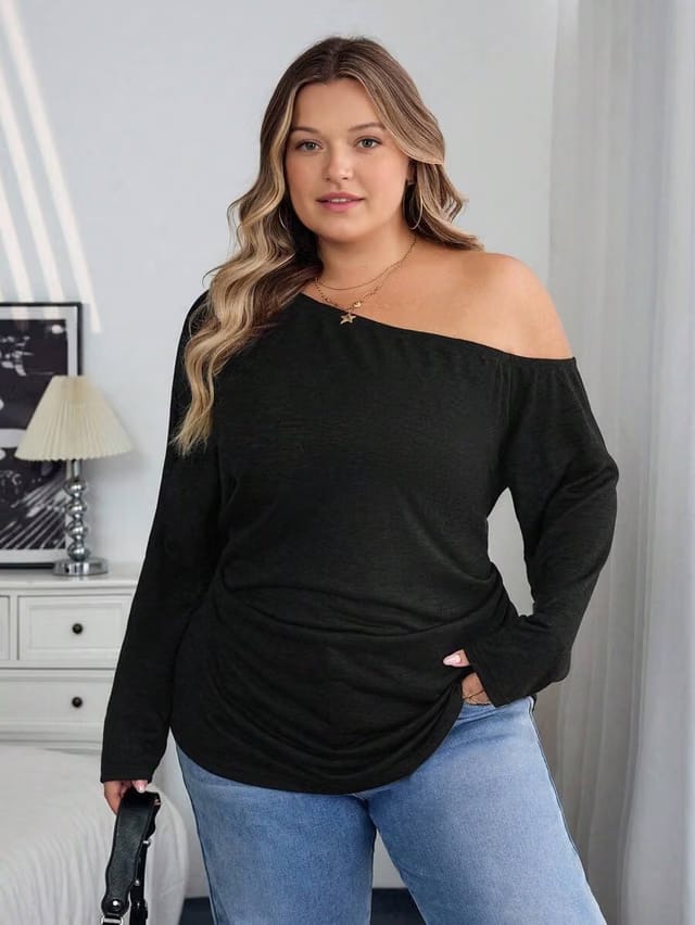 Women's Plus Size Asymmetric Top