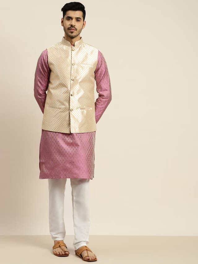Men Pink Ethnic Motifs Kurta with Pyjamas & Nehru Jacket