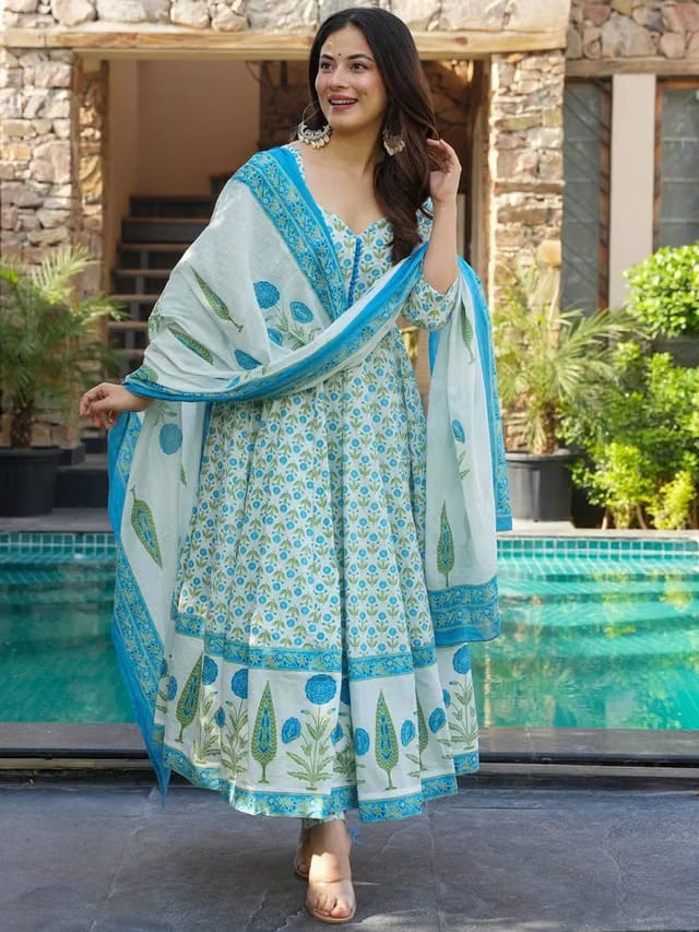 Floral Printed Sweetheart Neck Anarkali Kurta With Trousers & Dupatta