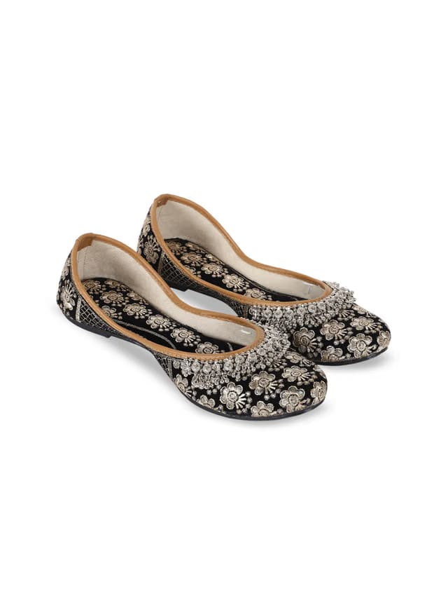 DFR Women Embellished Ethnic Mojaris Flats