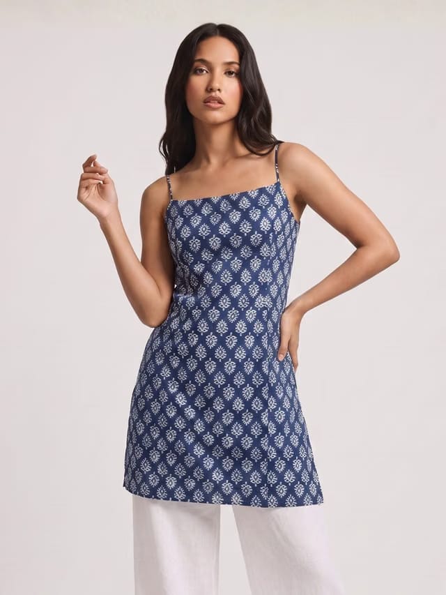 Nihaala noodle strap corset kurti.