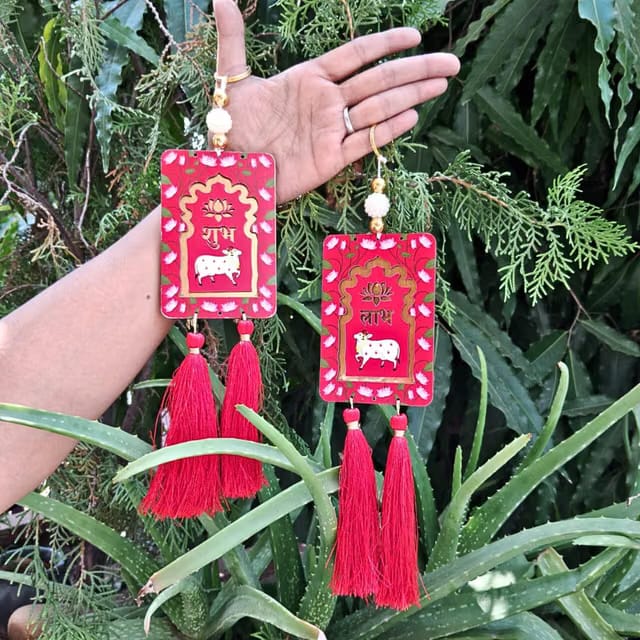Alaukik shubh labh for Door Entrance Hanging pichwai Cow and Lotus Wall Hanging toran for Pooja Room Entrance Hanging